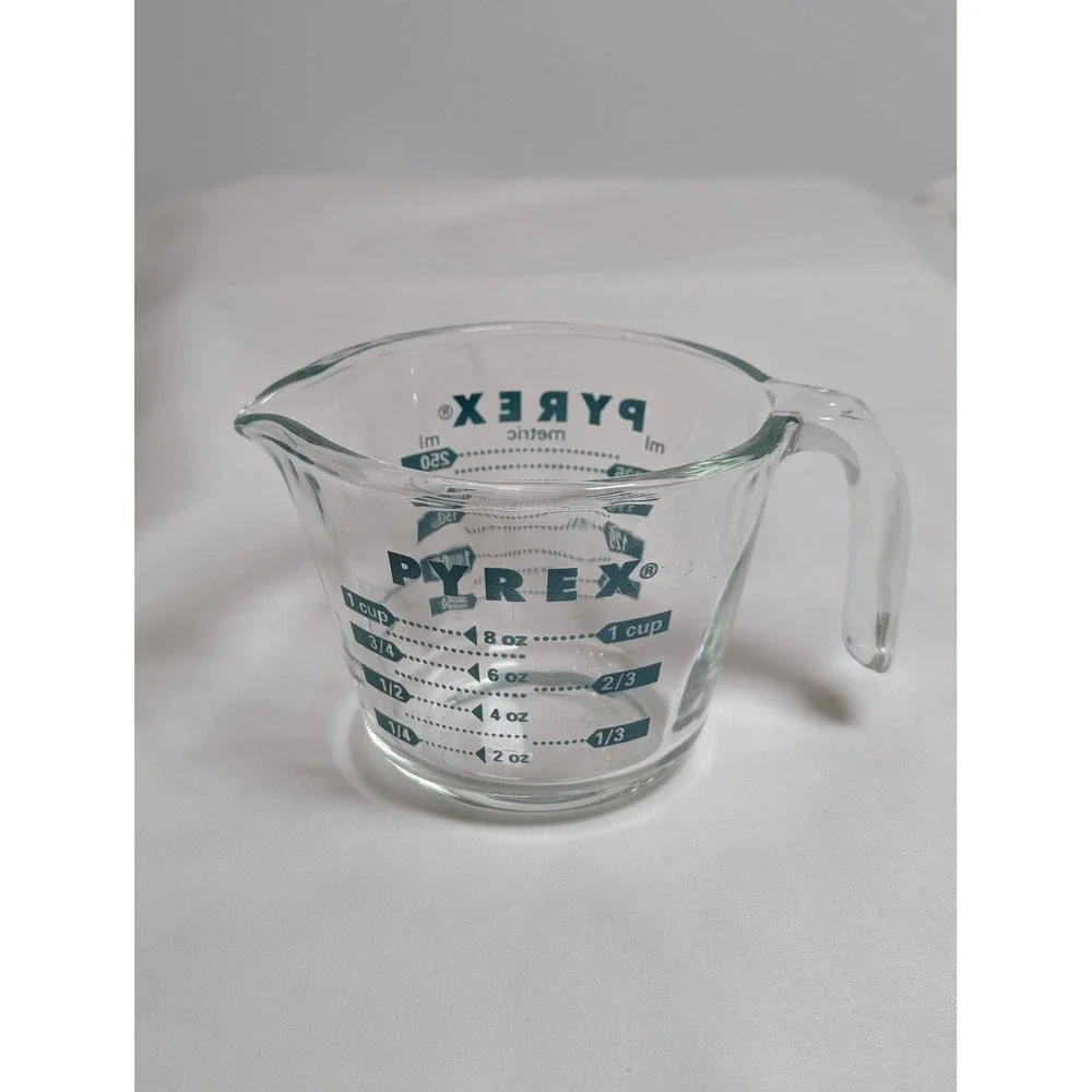 VTG Pyrex 1 Cup 8oz 250ml Glass Measuring Cup Green/Blue Lettering USA Corning